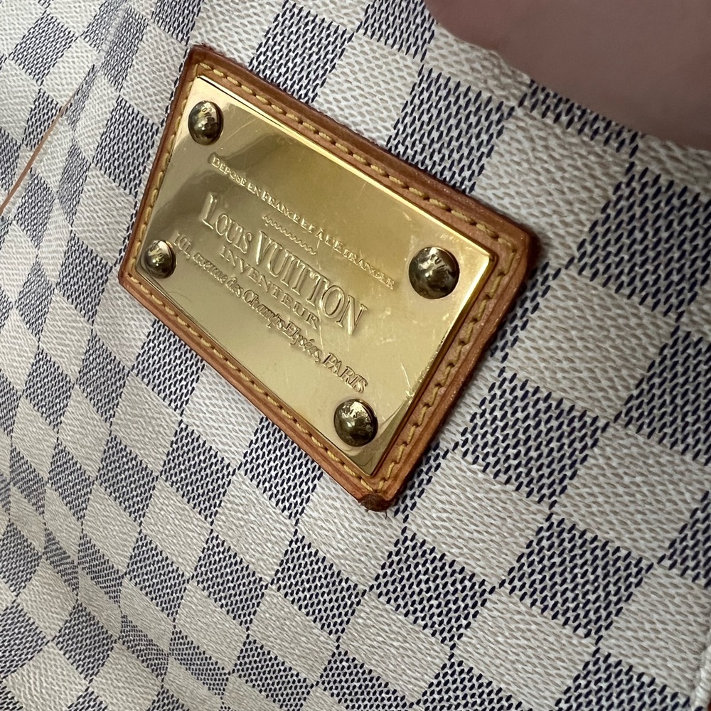 100% Authentic Louis Vuitton Damier Galleria Bag with dust bag included - Picture 6 of 7